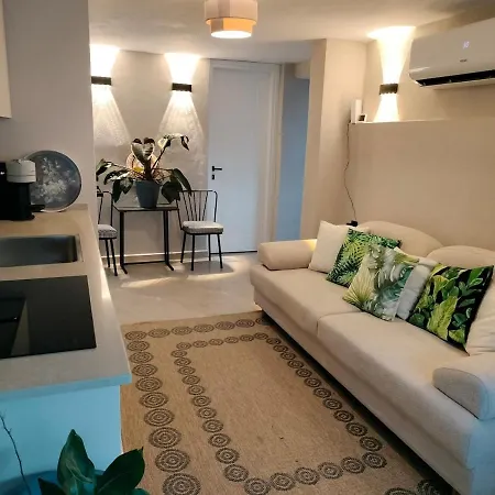 Baykus Deluxe Kuşadası