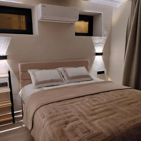 Baykus Deluxe كوشاداسيه